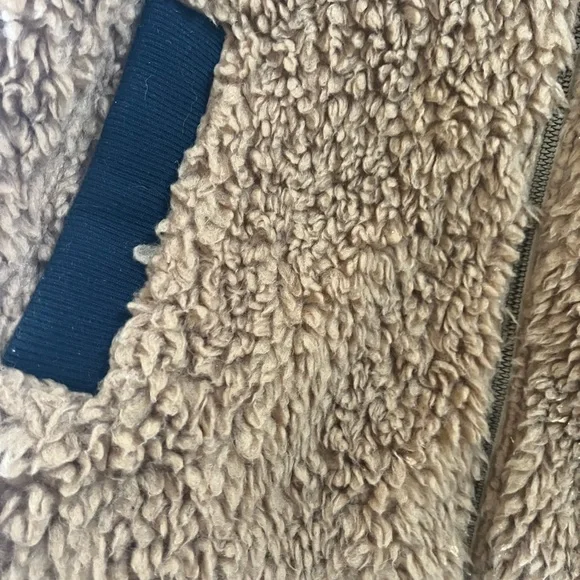 Patagonia Retro Sherpa Vest Brown - women’s small